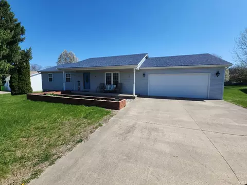 206 Kingsmill Dr, Logansport, IN 46947