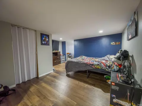 Bedroom - 410 E 9th St, Mount Carmel, IL 62863 photo 5 of 5