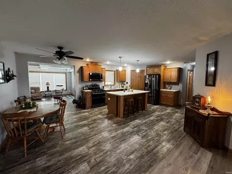 Kitchen - 1891 E Paw Paw Pike, Peru, IN 46970 photo 2 of 3