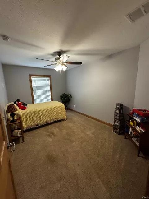 Bedroom - 1891 E Paw Paw Pike, Peru, IN 46970 photo 3 of 3