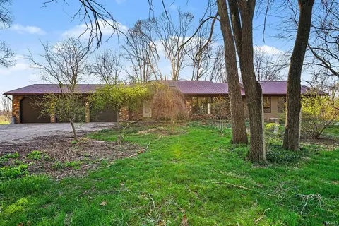 60952 County Road 113, Elkhart, IN 46517