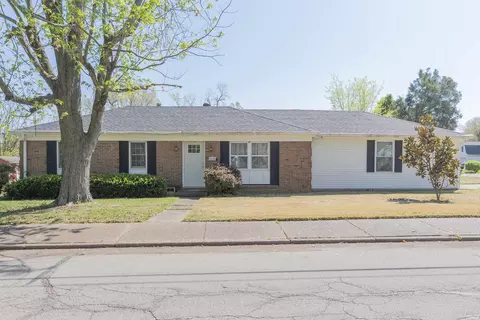 1020 Martin Ln, Evansville, IN 47715