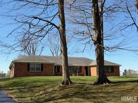 1998 S Memory Ln, Peru, IN 46970