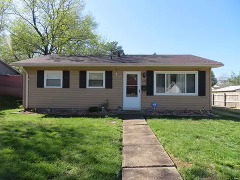 608 Hanover Rd, Evansville, IN 47710