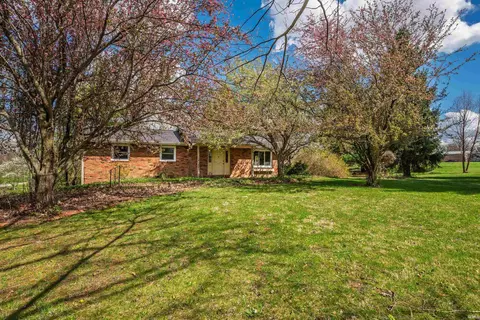 5090 N County Road 925 W, Yorktown, IN 47396