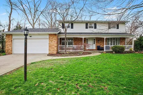 1207 Briarwood Dr, Elkhart, IN 46514