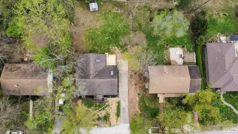 View/Area - 2627 E Dekist St, Bloomington, IN 47408 photo 1 of 1