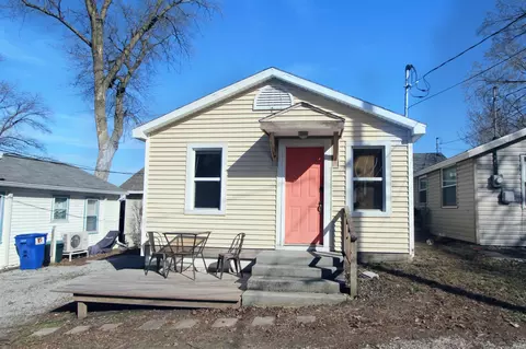 2371 Untalulti Dr D, Monticello, IN 47960