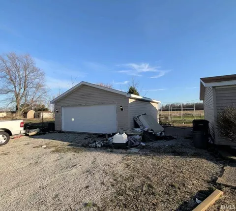 7348 W Division Line Rd, Delphi, IN 46923 photo 12