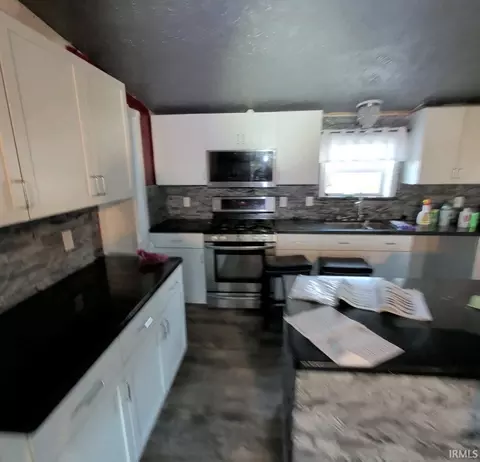 7348 W Division Line Rd, Delphi, IN 46923 photo 4