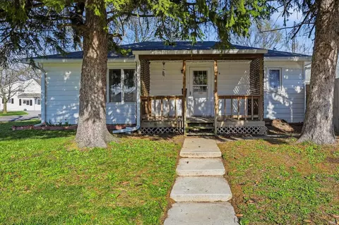 524 S Meridian St, Dunkirk, IN 47336