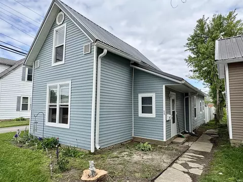210 W Jay St, Dunkirk, IN 47336