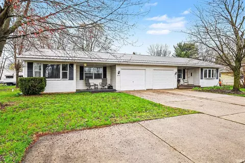 1871718723 County Road 104 Rd, Bristol, IN 46507