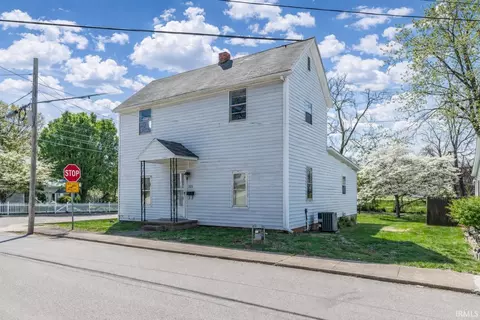321 E Chestnut St, Boonville, IN 47601