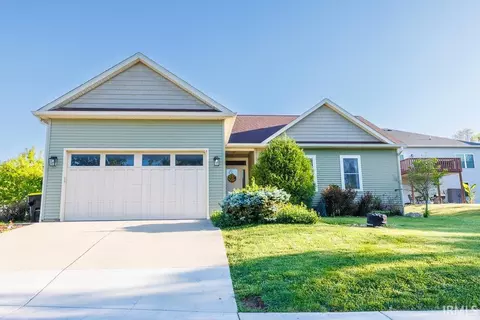 1264 W Hedge Apple Ln, Bloomington, IN 47404