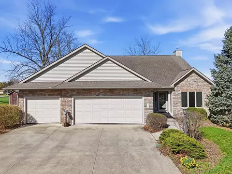 4011 Goeglein Rd, Fort Wayne, IN 46815