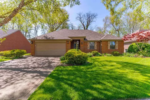 401 Hunters Grn, Evansville, IN 47711