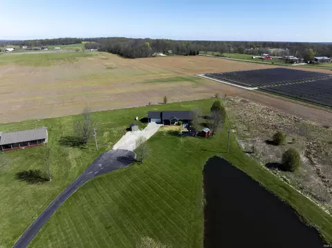 8638 W Flatwoods Rd, Gosport, IN 47433