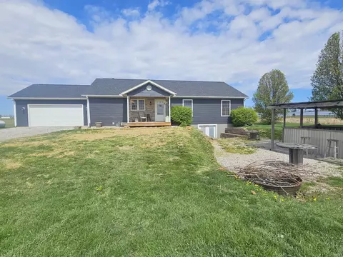 8638 W Flatwoods Rd, Gosport, IN 47433