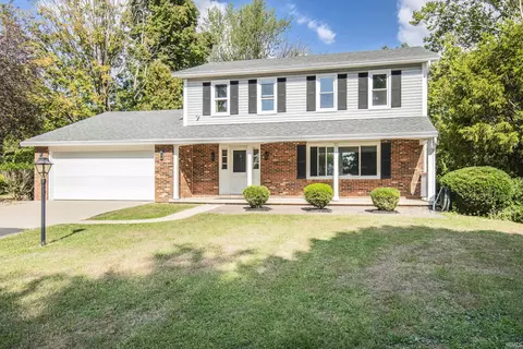 211 S Spriggs Ct, Bloomington, IN 47403