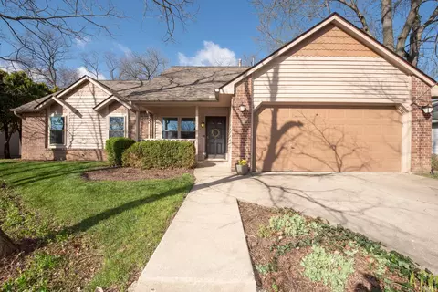 1860 Windy Hill Dr, Lafayette, IN 47905