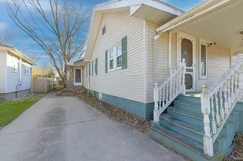 1709 Superior St, Elkhart, IN 46516
