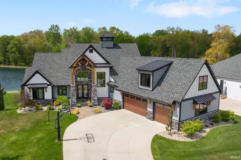 18455 Forest Glade Dr, South Bend, IN 46637