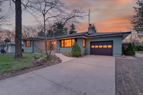 1315 E Reynolds, Goshen, IN 46528
