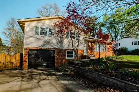 514 N Staats Dr, Bloomington, IN 47408