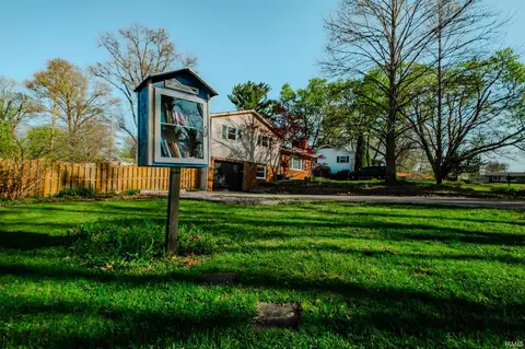 514 N Staats Dr, Bloomington, IN 47408