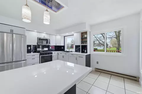 Kitchen - 2569 W 645 N, Delphi, IN 46923 photo 4 of 5