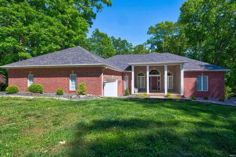 813 W Rudolph Ln, Santa Claus, IN 47579