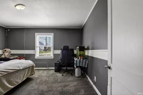 Bedroom - 817 E Main St, Greentown, IN 46936 photo 1 of 9