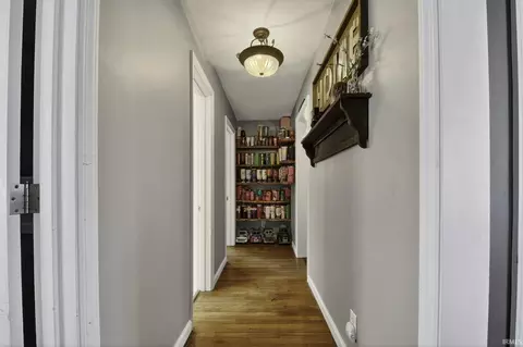 Entry Way - 817 E Main St, Greentown, IN 46936 photo 4 of 5