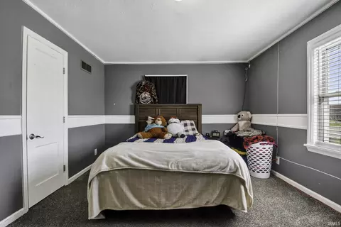 Bedroom - 817 E Main St, Greentown, IN 46936 photo 2 of 9