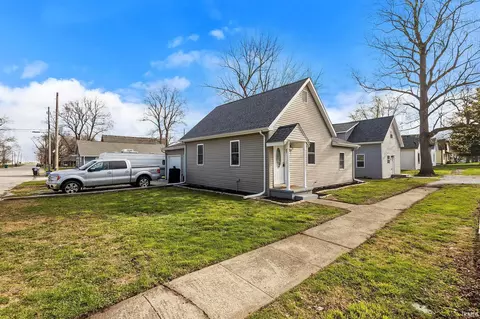 801 E 4th St, Fowler, IN 47944 photo 4