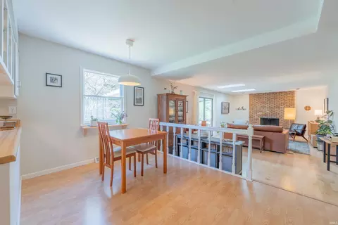 Dining - 4320 E Beacon Ct, Bloomington, IN 47408 photo 5 of 5