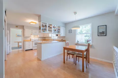 Kitchen - 4320 E Beacon Ct, Bloomington, IN 47408 photo 4 of 4