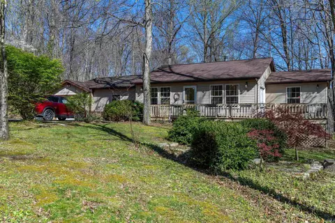 1912 S Orman Ln, Bloomfield, IN 47424