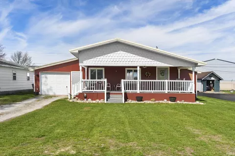 11895 W Lookout Dr, Monticello, IN 47960