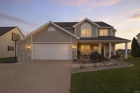 910 Honey Willow Blvd, Huntertown, IN 46748