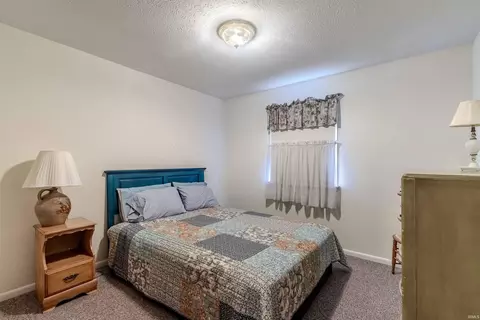Bedroom - 1550 N 080 E, Lagrange, IN 46761 photo 4 of 6