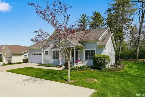 4200 W Windy Meadows Ct, Muncie, IN 47304