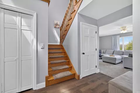Entry Way - 26 Clearview Dr, Bedford, IN 47421 photo 2 of 2