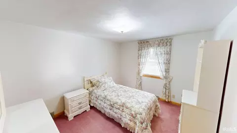 Bedroom - 1633 E 3rd Ave, Jasper, IN 47546 photo 5 of 6