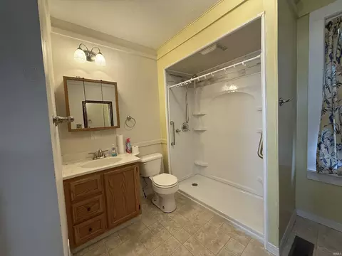Bath - 503 E Michigan St, Lagrange, IN 46761 photo 1 of 2