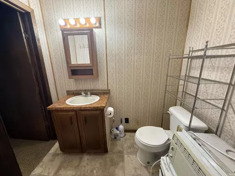 Bath - 503 E Michigan St, Lagrange, IN 46761 photo 2 of 2