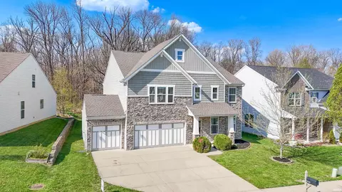 5436 W Hoge Dr, Bloomington, IN 47403