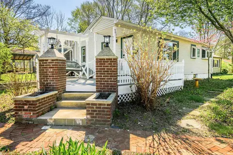 901 S Lincoln St, Bloomington, IN 47401