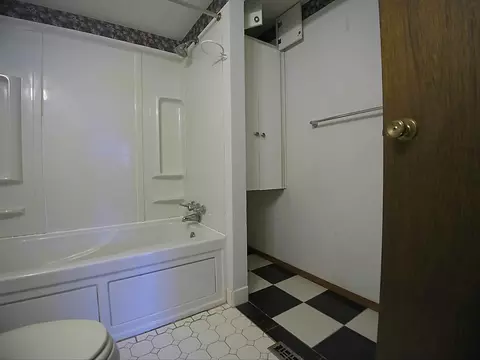 Bath - 5480 N 50 W, Fremont, IN 46737 photo 2 of 3